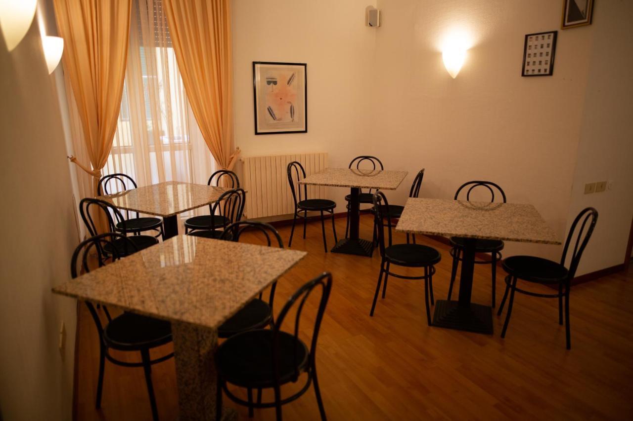 Hotel Arcadia Macerata Luaran gambar