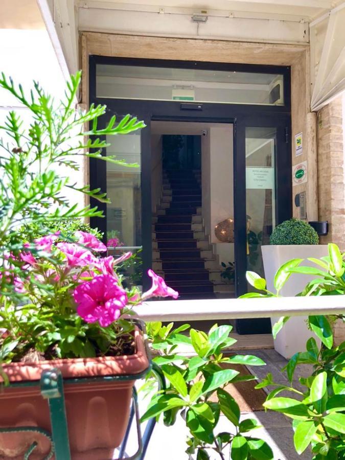 Hotel Arcadia Macerata Luaran gambar