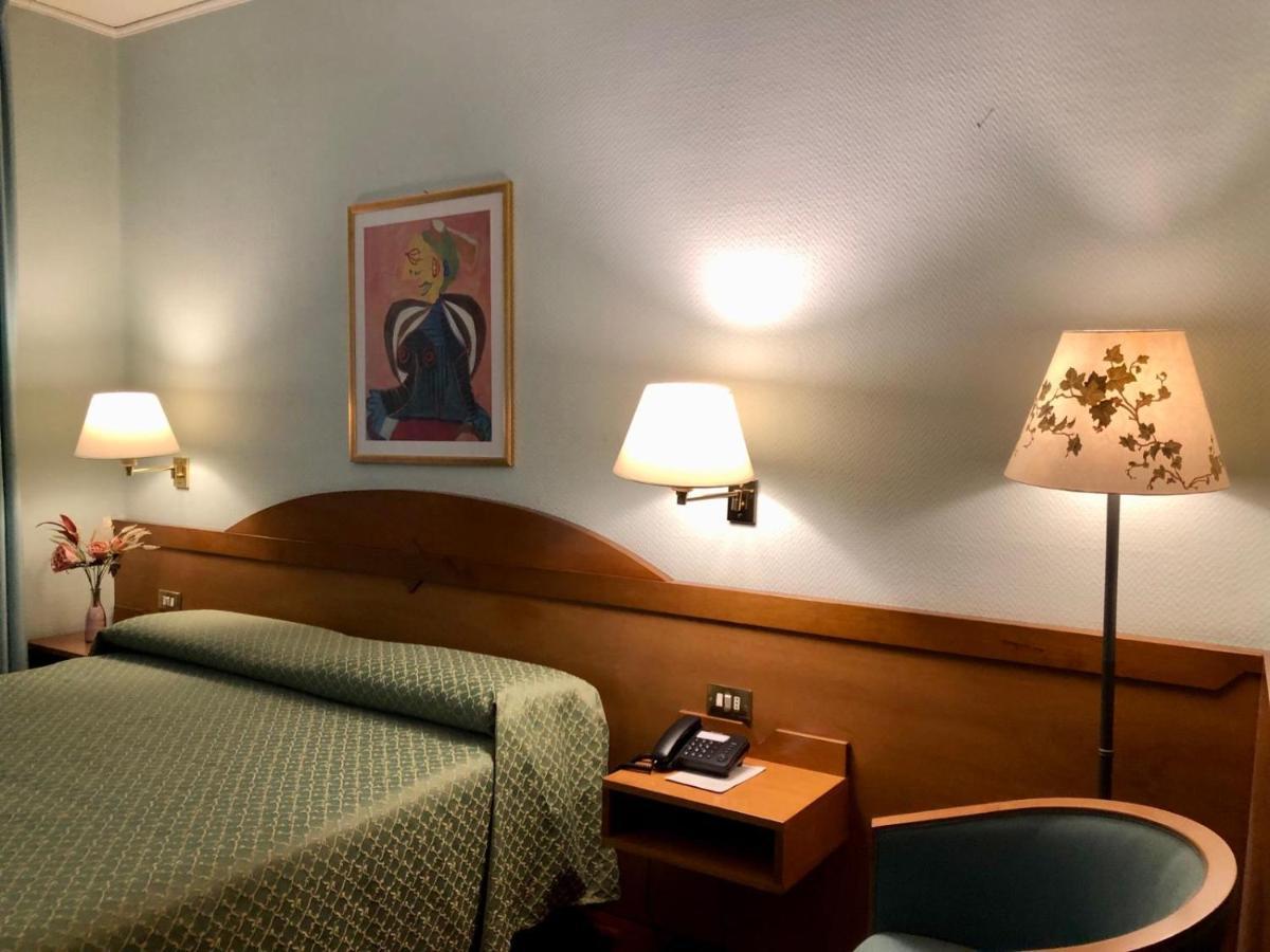 Hotel Arcadia Macerata Luaran gambar