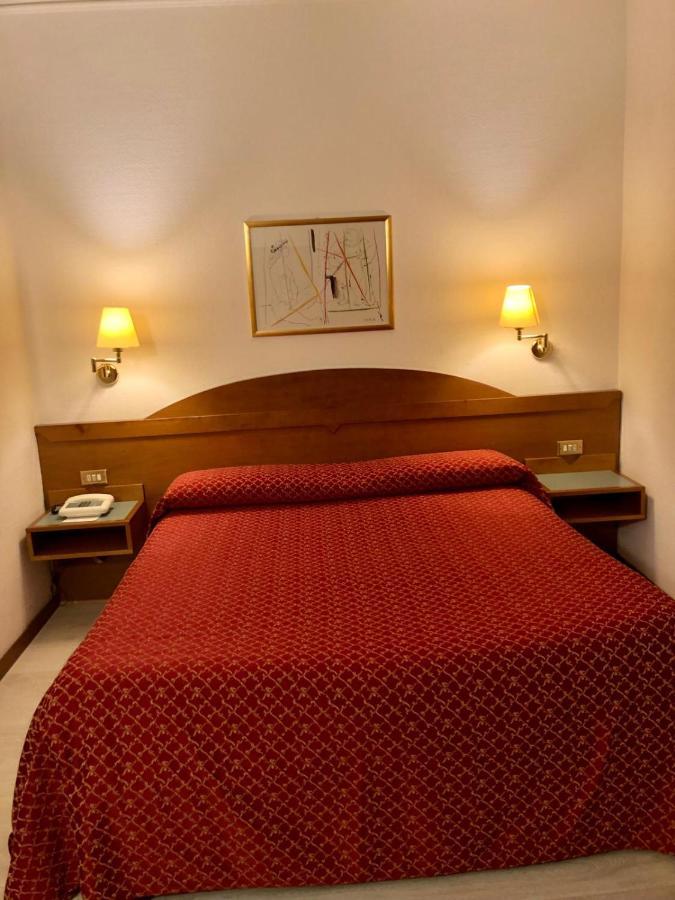 Hotel Arcadia Macerata Luaran gambar